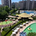 Lejlighed Private Vip In Royal Sunny Beach